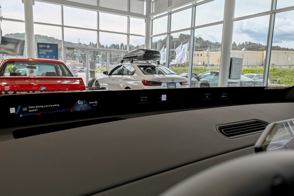 2027 BMW iX3 - Image 19