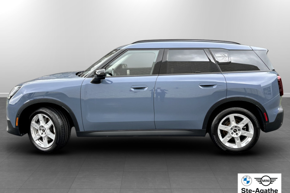 2026 Mini Cooper Countryman - Image 2