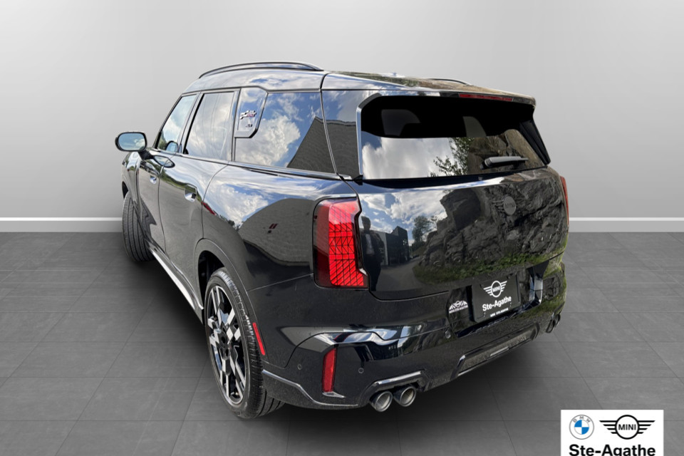 2025 Mini Cooper Countryman - Image 4