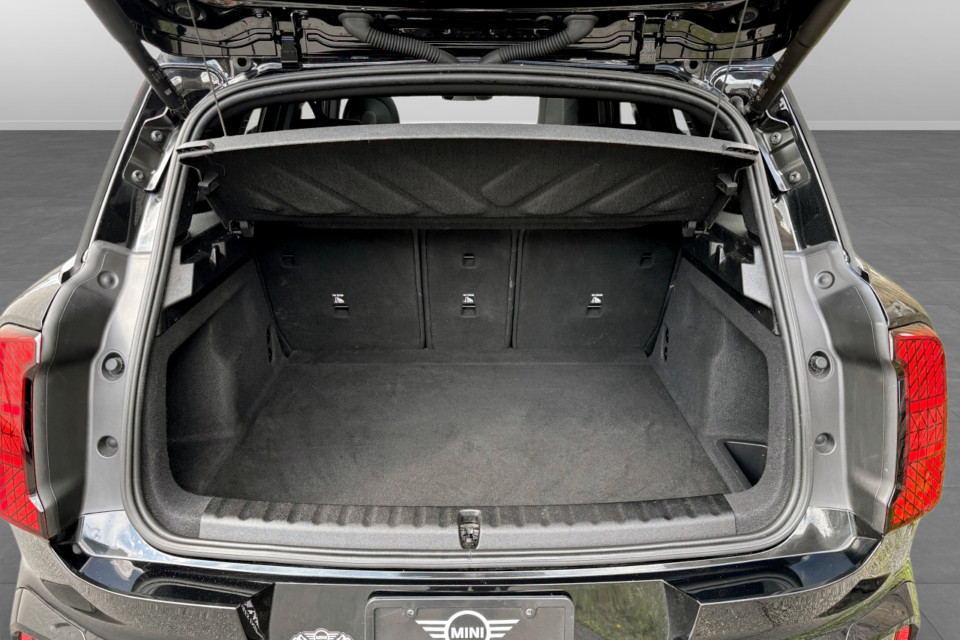 2025 Mini Cooper Countryman - Image 6