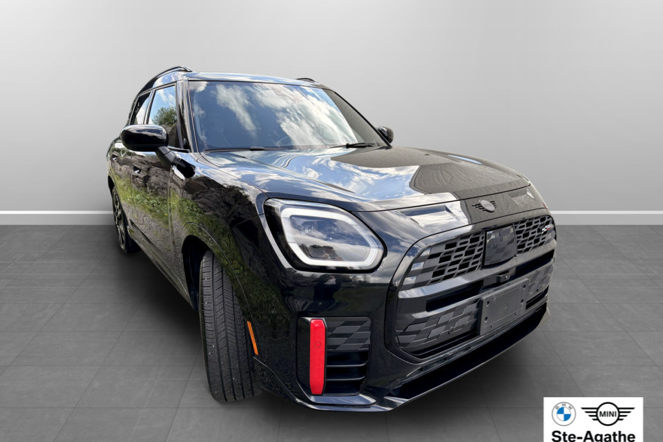 2025 Mini Cooper Countryman - Image 9