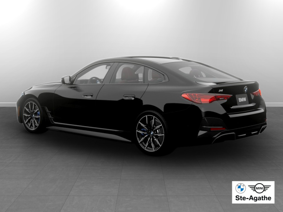 2026 BMW i4 - Image 2