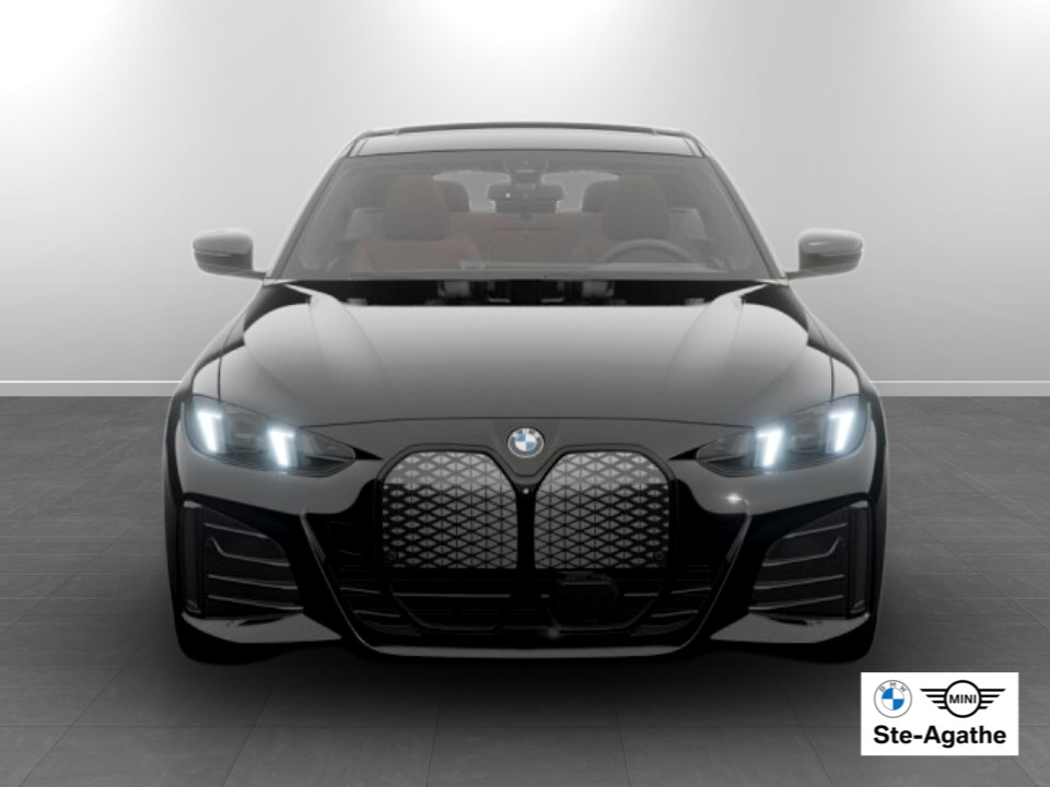 2026 BMW i4 - Image 3