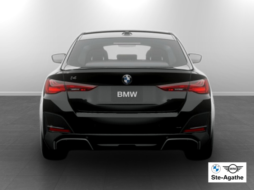 2026 BMW i4 - Image 5