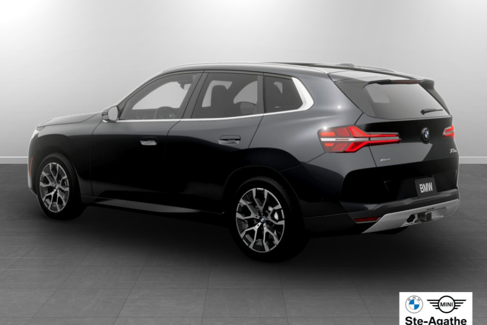 2026 BMW X3 - Image 2