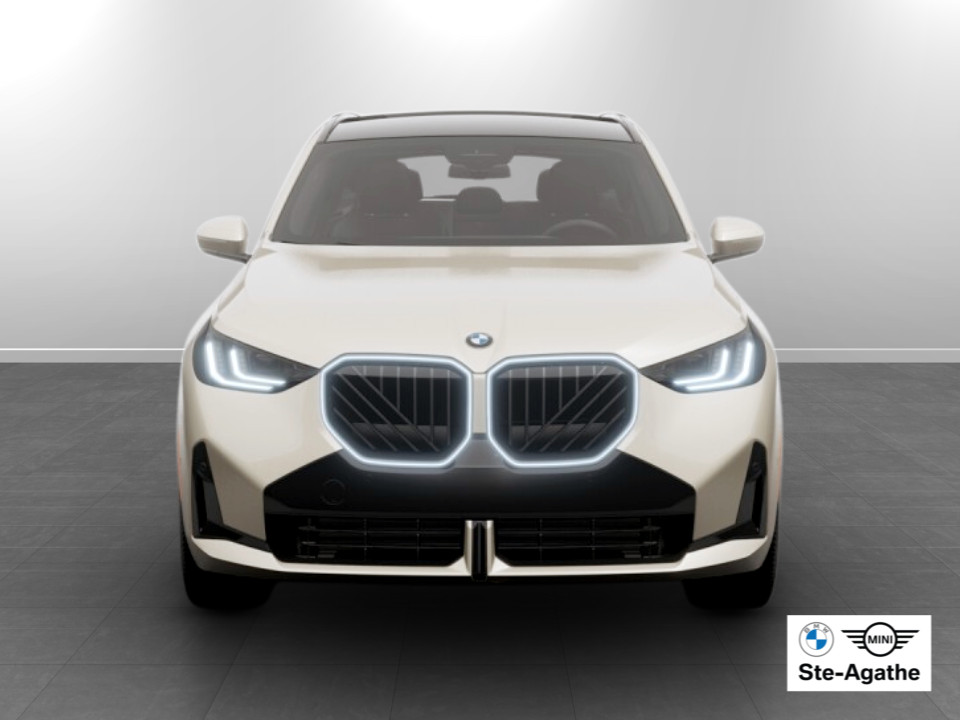 2026 BMW X3 - Image 3