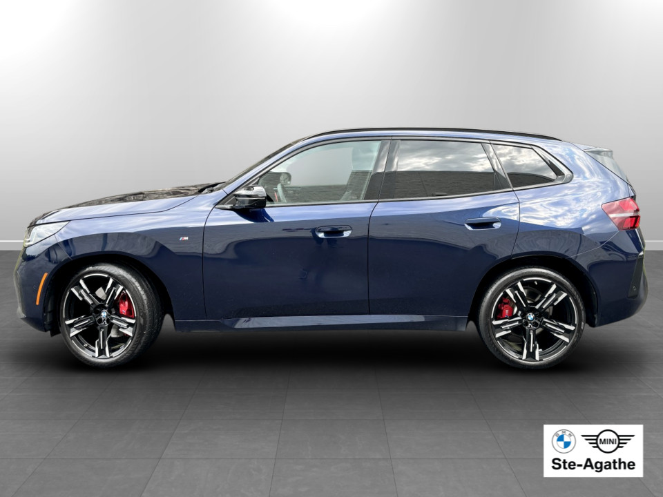 2025 BMW X3 - Image 2