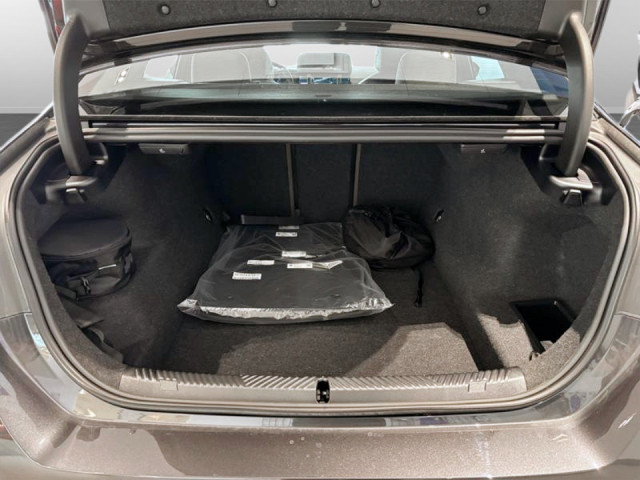 2026 BMW Others — 6