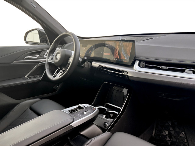 2025 BMW X1 — 6