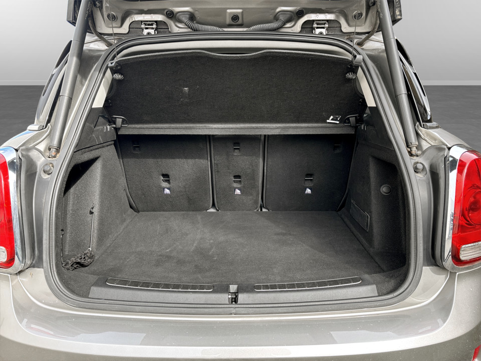2020 MINI Cooper - Image 13