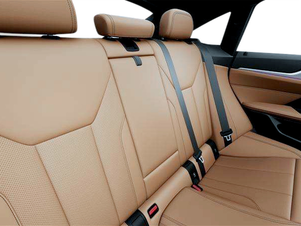 2026 BMW i4 - Image 12
