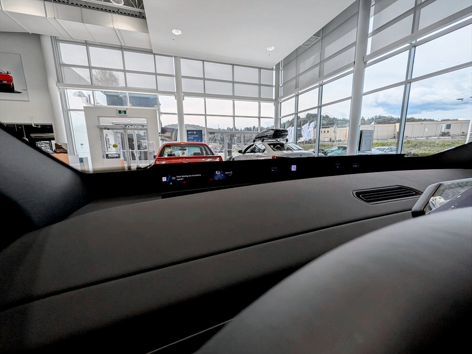 2027 BMW iX3 - Image 18