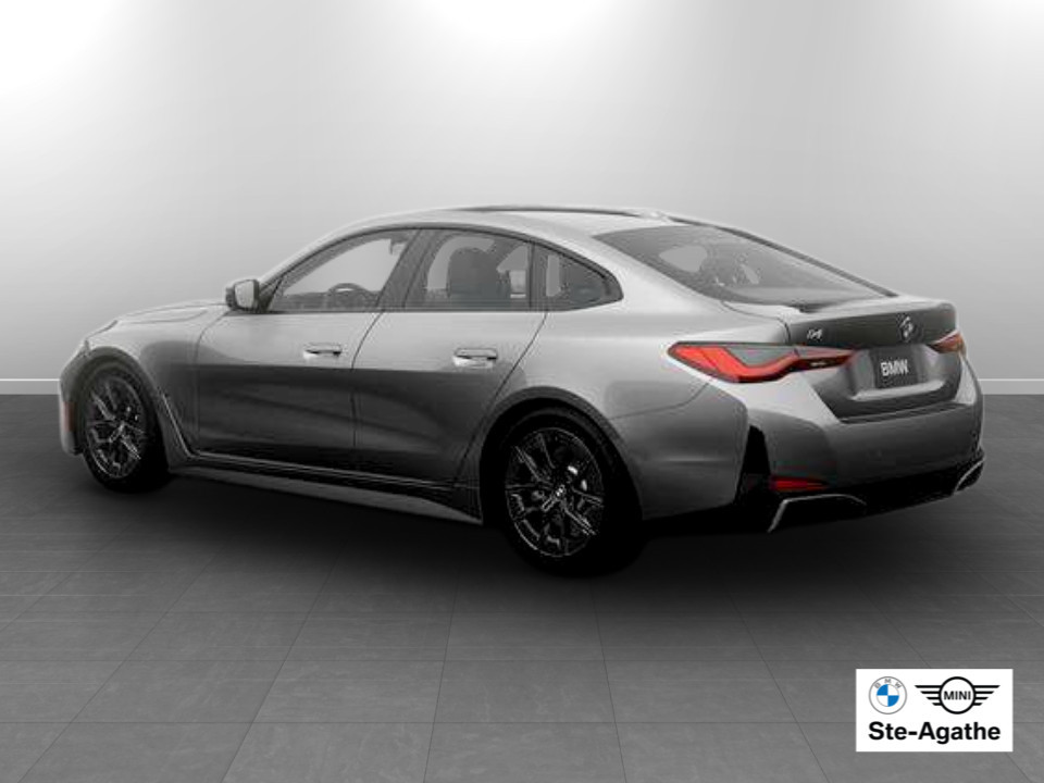 2026 BMW i4 - Image 2