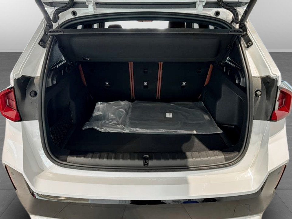 2026 BMW X1 - Image 4