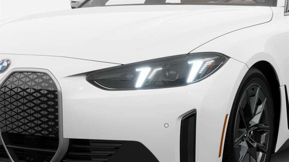2026 BMW i4 - Image 5