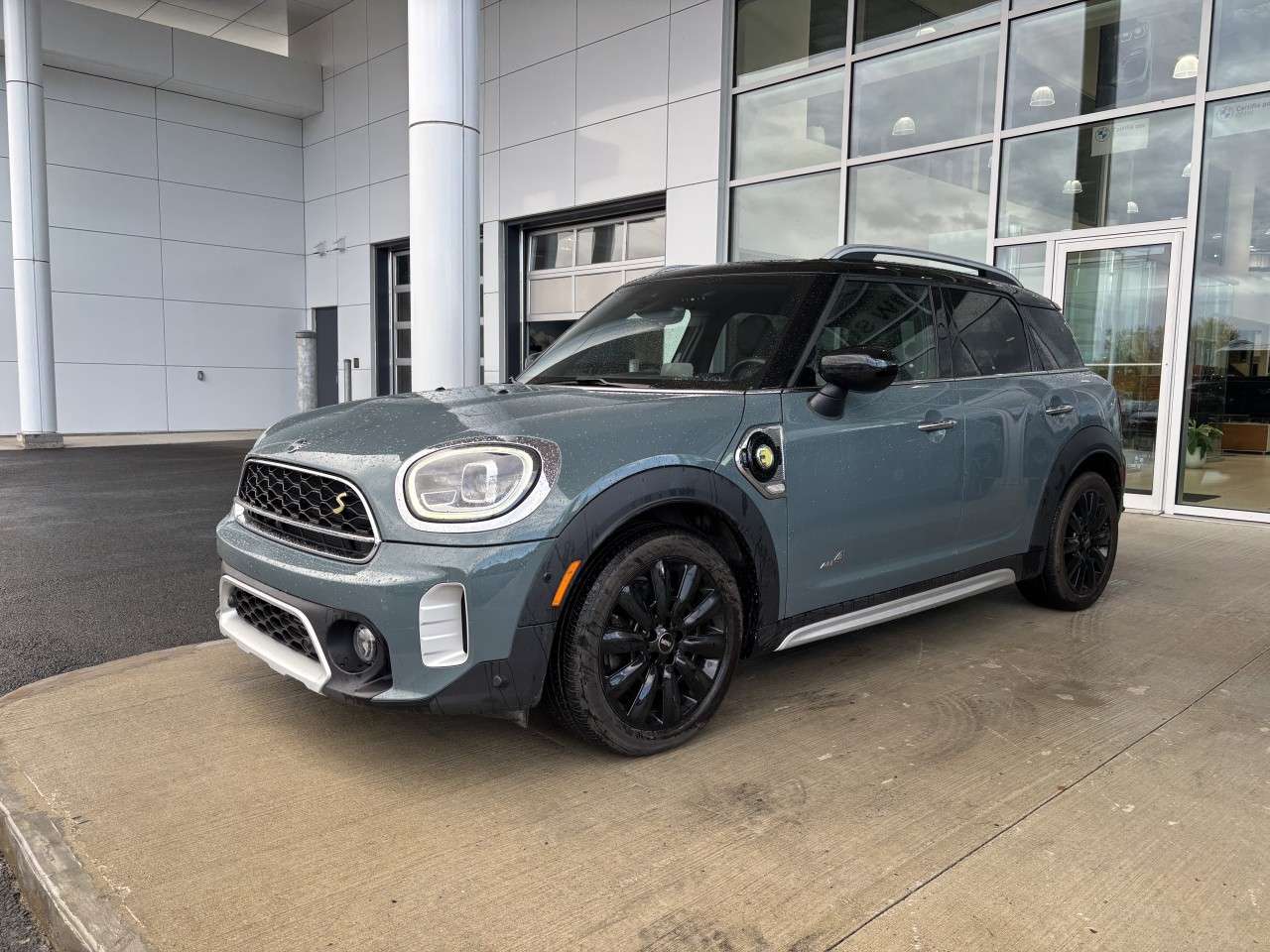 2022 MINI Countryman - Image 2