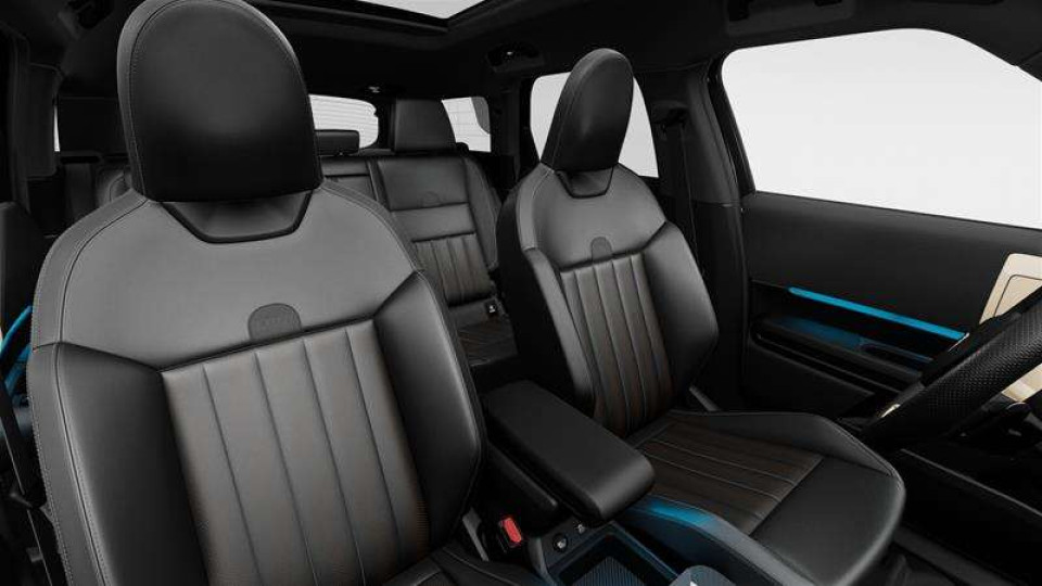 2027 MINI Countryman - Image 11