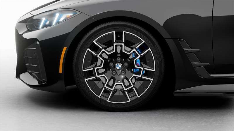 2026 BMW i4 - Image 7