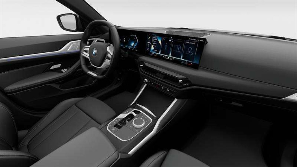 2026 BMW i4 - Image 14