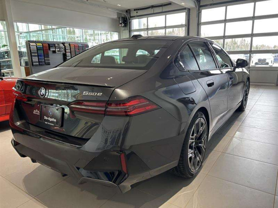 2026 BMW Others - Image 8